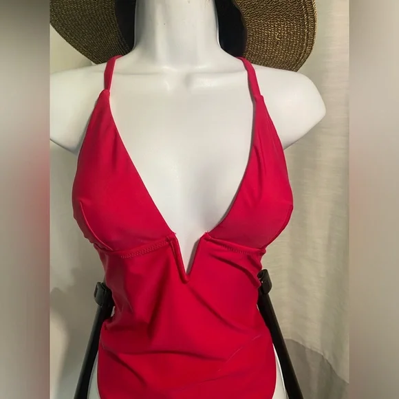 Fuchsia pink one piece  bathing suit, size M - Picture 2 of 5